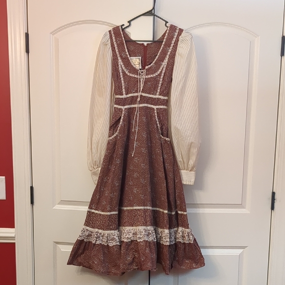 Dresses & Skirts - Gunne Sax Vintage Calico Dress